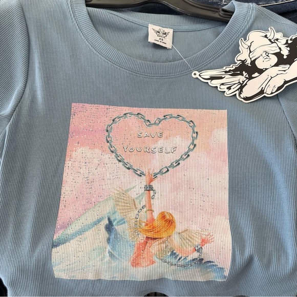 Boys Lie Break Free Cropped Top - Picture 2 of 5